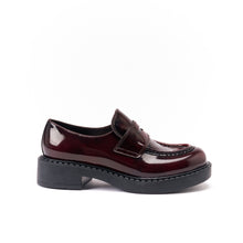 Load image into Gallery viewer, Penny loafer bordeaux
