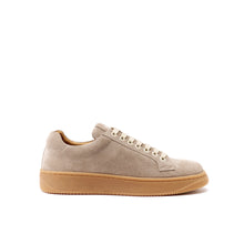 Load image into Gallery viewer, Classic lace-up sneaker taupe
