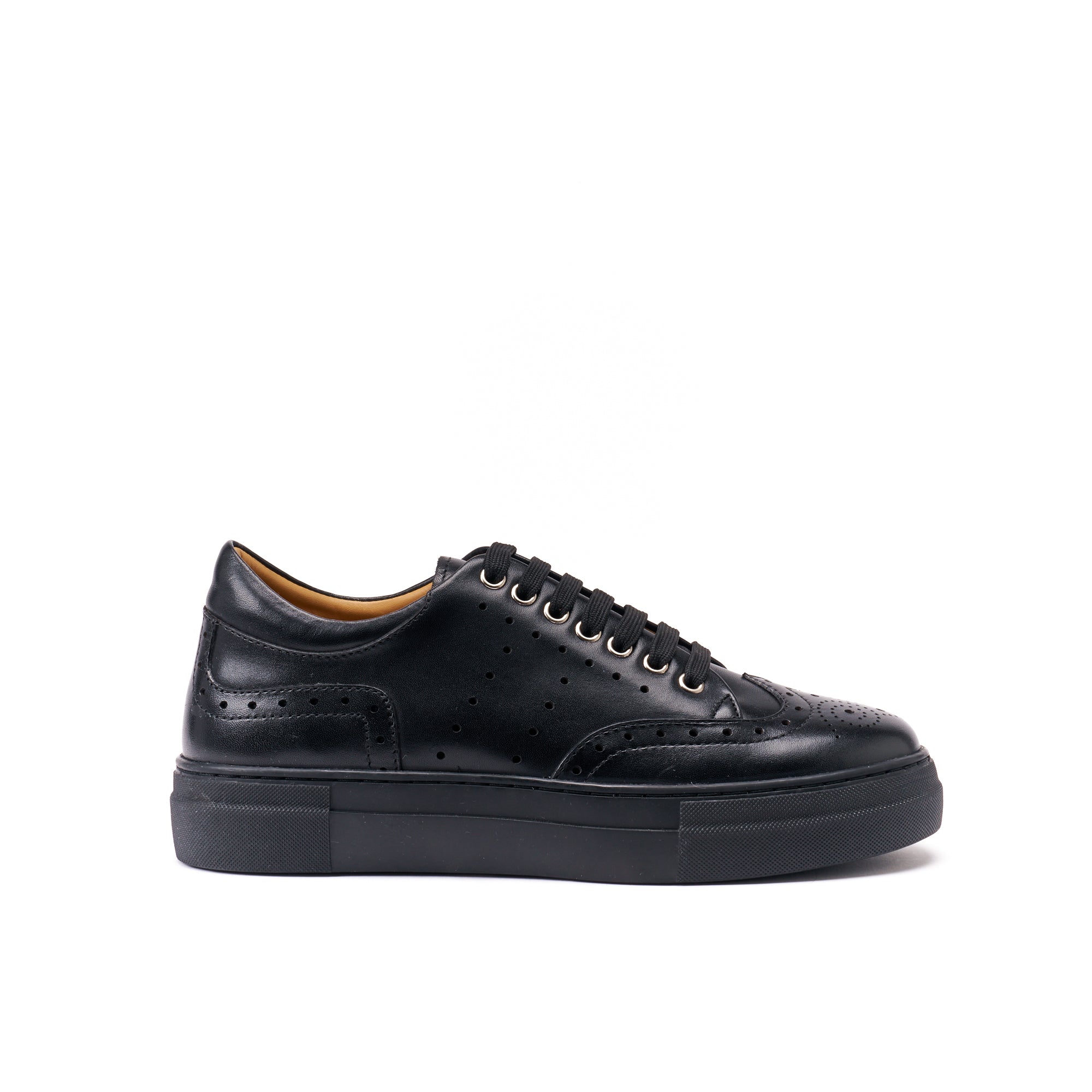 WING TIP SNEAKER BLACK