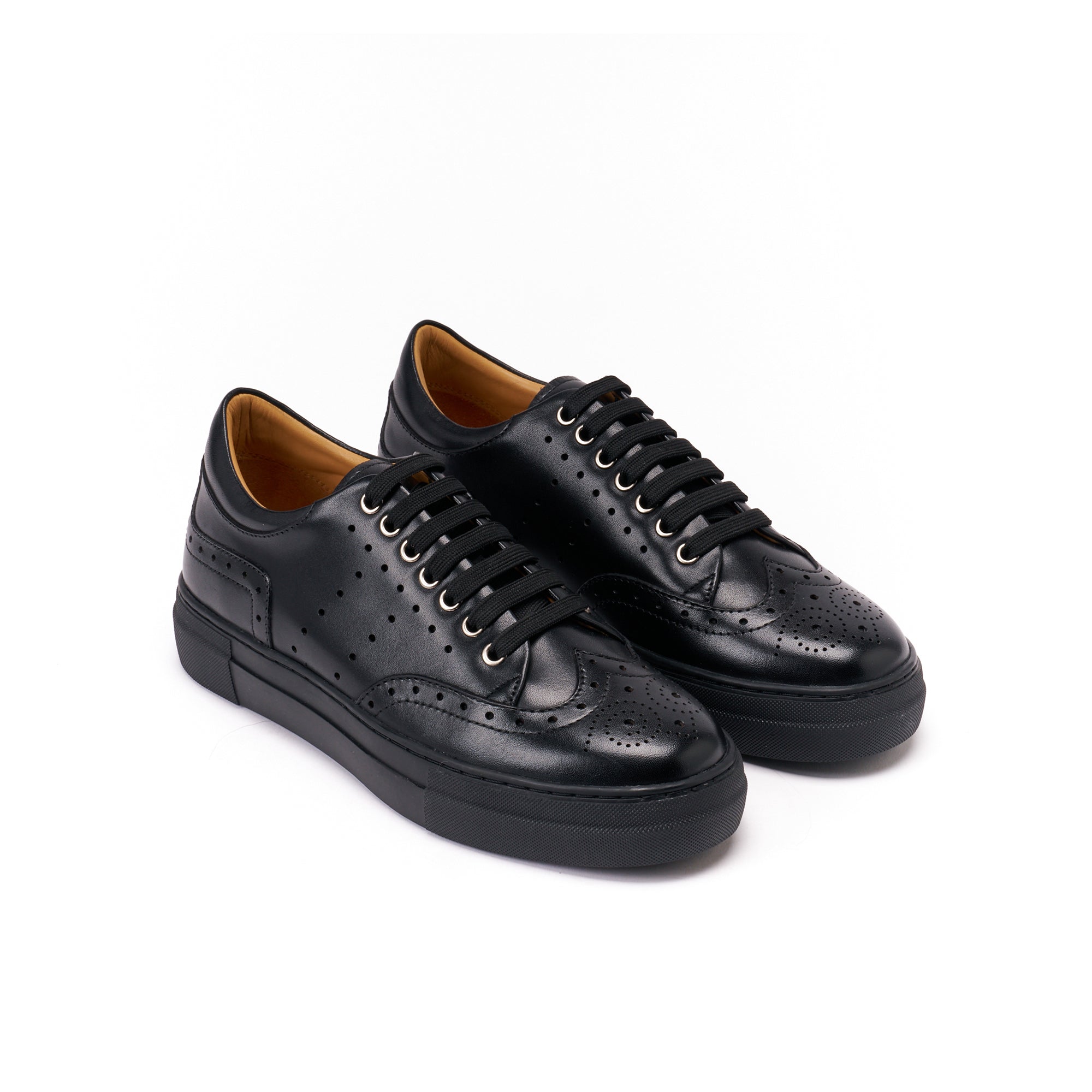 WING TIP SNEAKER BLACK