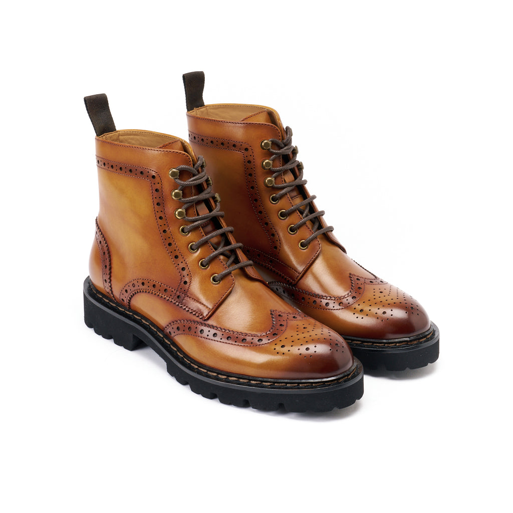 WING TIP DERBY BOOT TAN BROWN