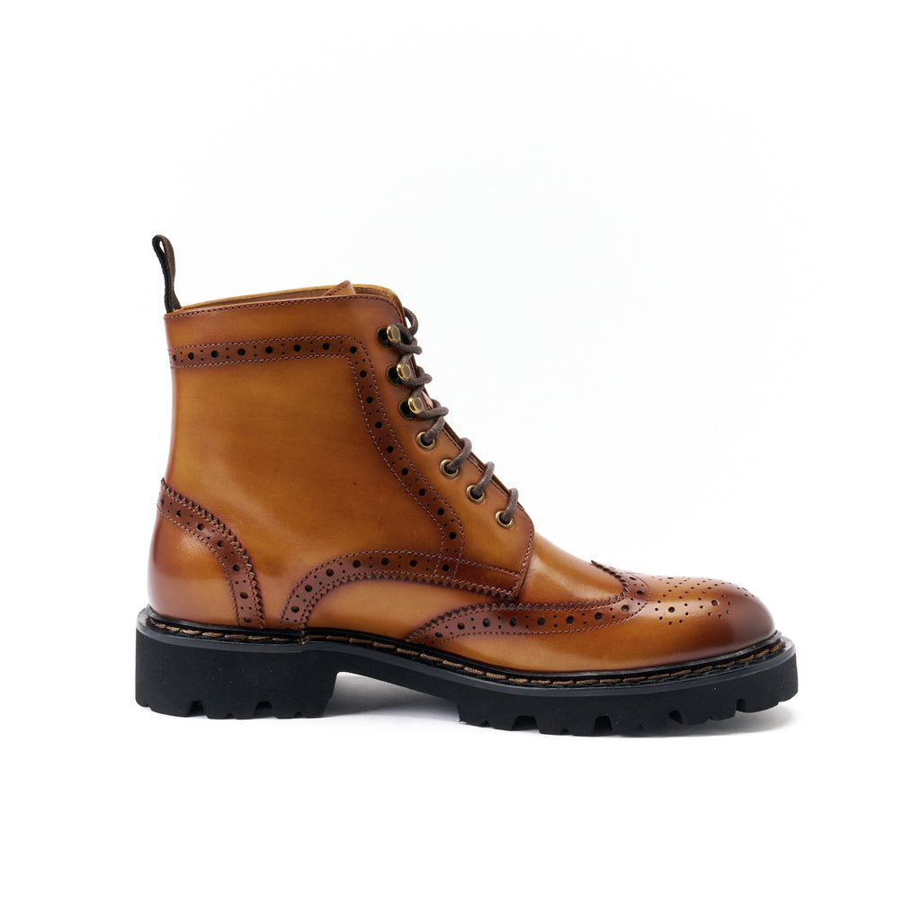 WING TIP DERBY BOOT TAN BROWN