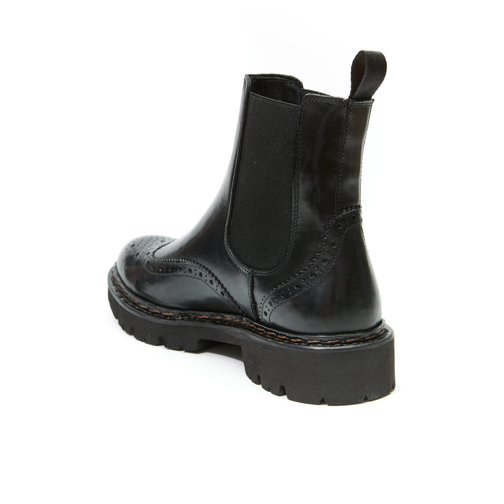 WING TIP CHELSEA BOOT BLACK