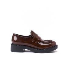 Load image into Gallery viewer, Penny loafer brown
