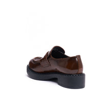 Load image into Gallery viewer, Penny loafer brown
