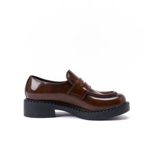Load image into Gallery viewer, Penny loafer brown
