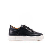 Load image into Gallery viewer, Wing tip sneaker black
