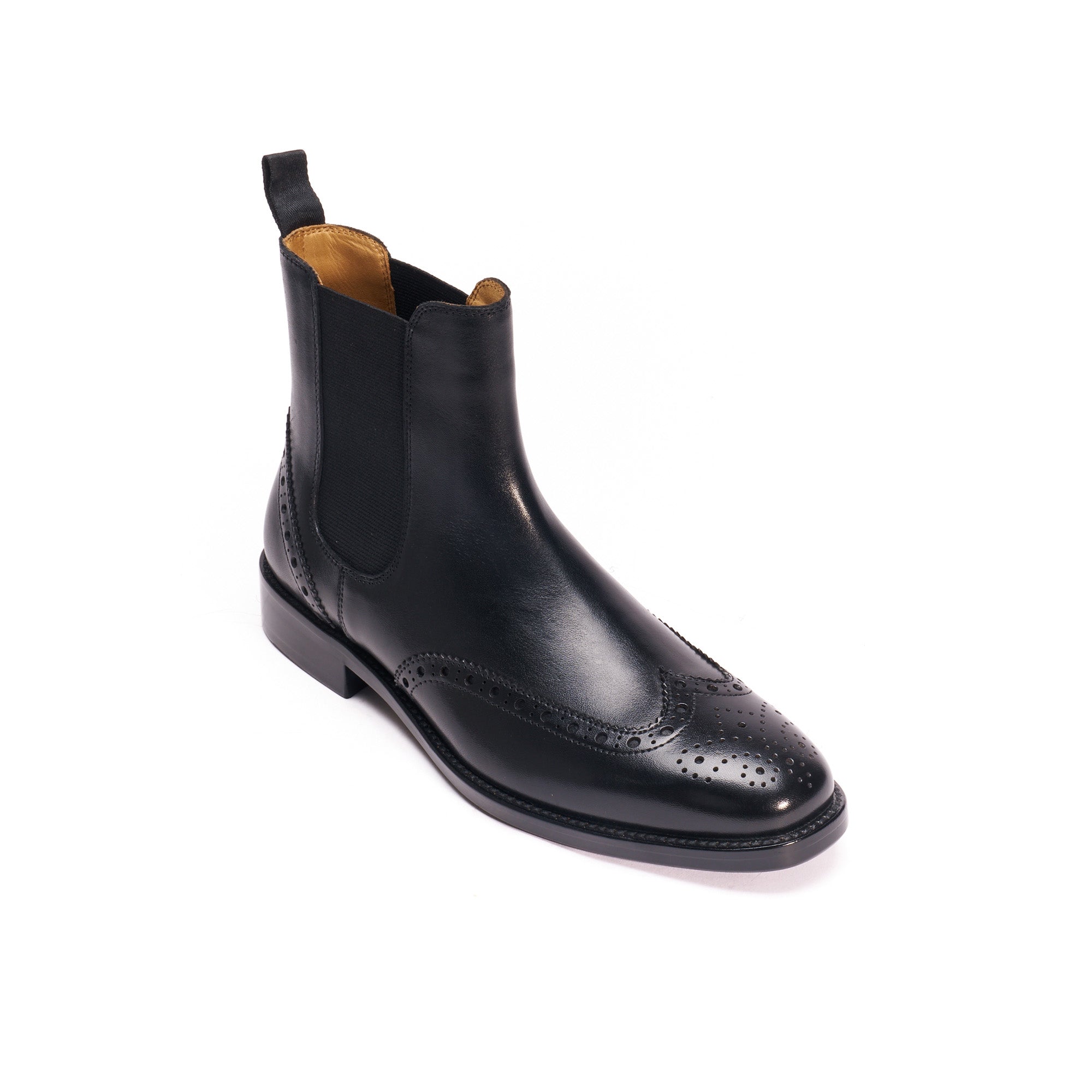 WING TIP CHELSEA BOOT