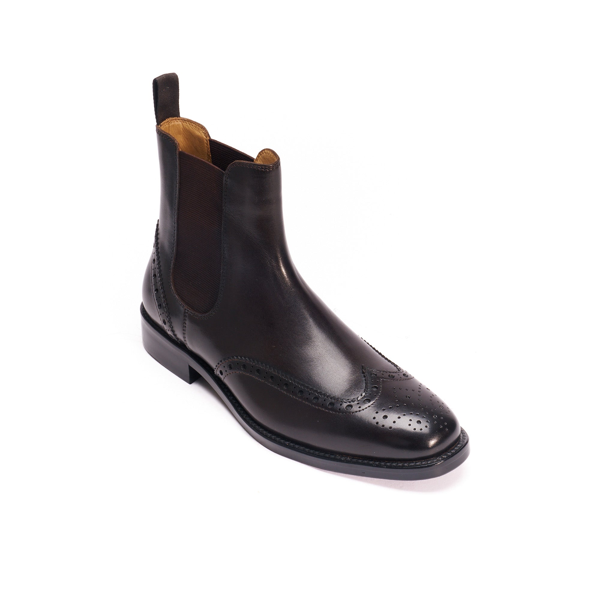 WING TIP CHELSEA BOOT