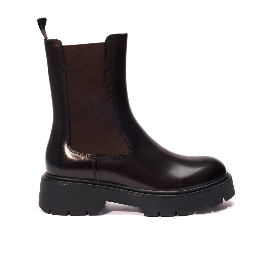 CHELSEA BOOT