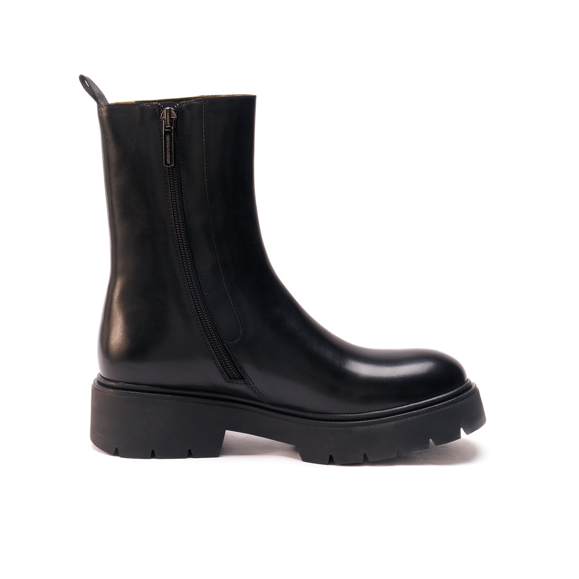 CHELSEA BOOT