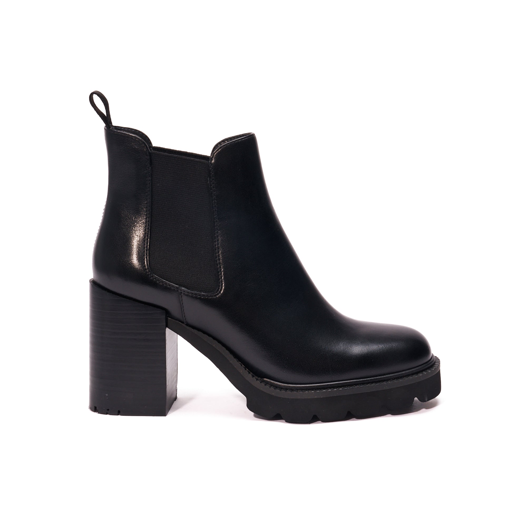 HEELED CHELSEA BOOT