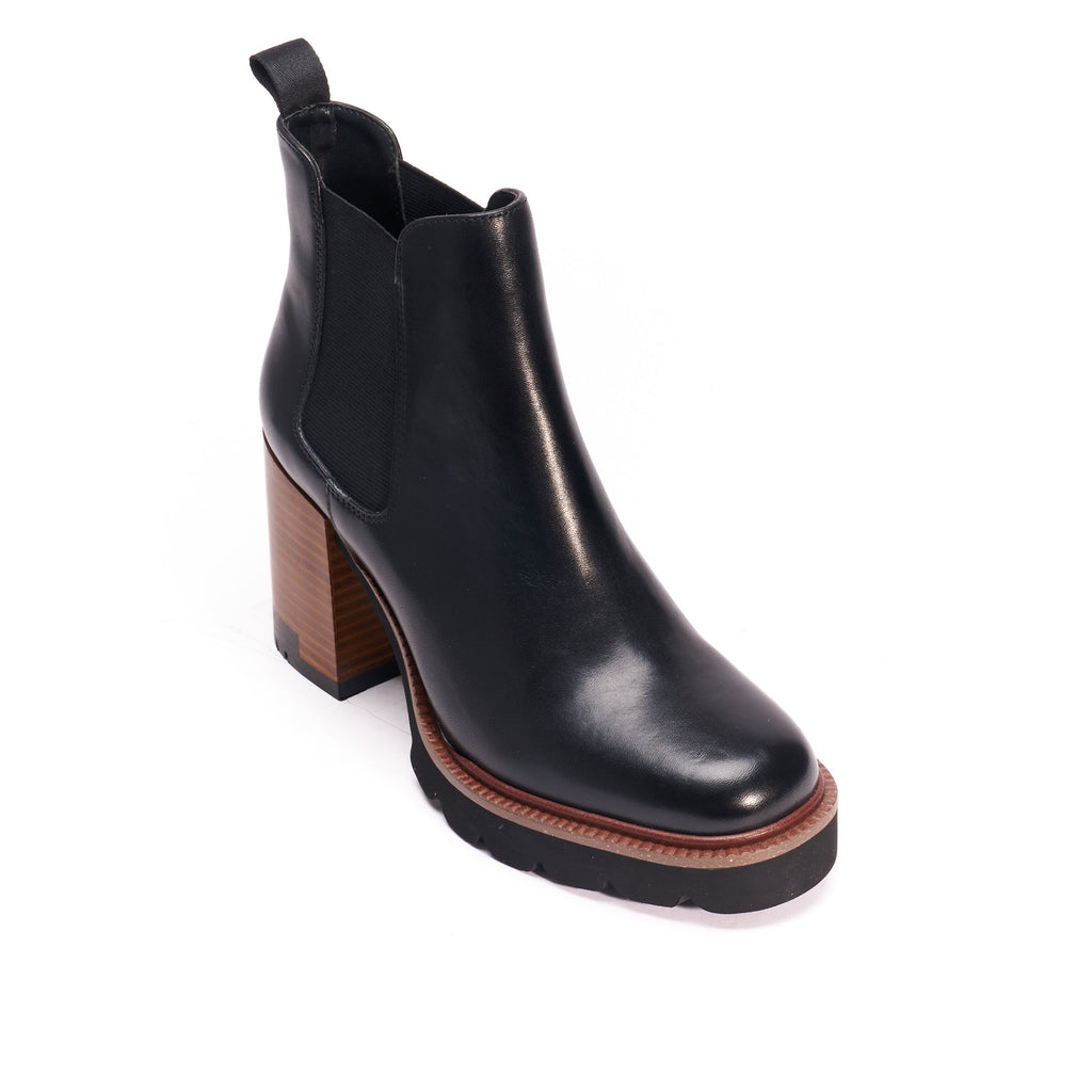 HEELED CHELSEA BOOT