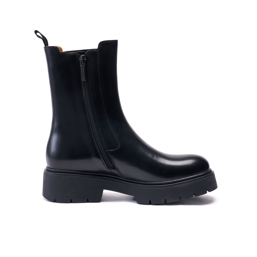 CHELSEA BOOT