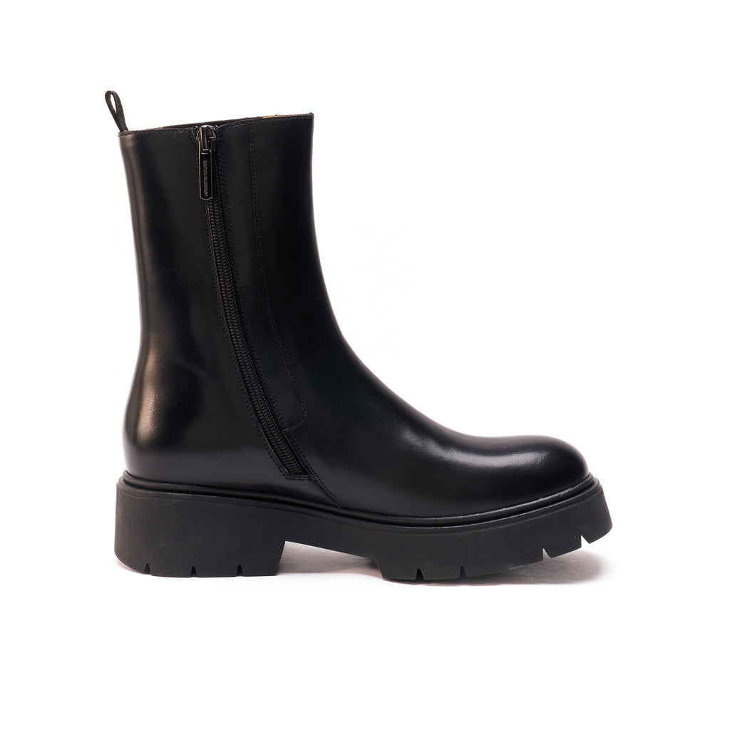 CHELSEA BOOT