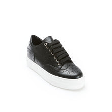 Load image into Gallery viewer, Wing tip sneaker black
