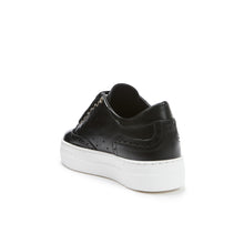 Load image into Gallery viewer, Wing tip sneaker black

