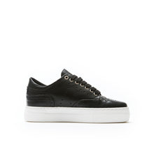 Load image into Gallery viewer, Wing tip sneaker black
