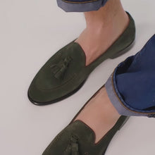 Carica e avvia il video nel visualizzatore di galleria, Tassel loafer forest green
