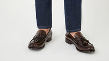 Load image into Gallery viewer, Tassel loafer brown
