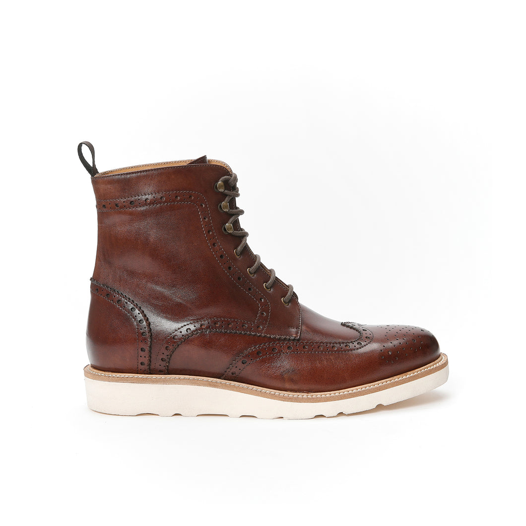 Wing tip derby boot mahogany brown