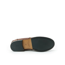 Load image into Gallery viewer, Penny loafer walnuts brown
