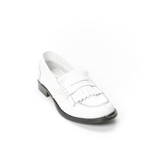 Load image into Gallery viewer, Fringe loafer white

