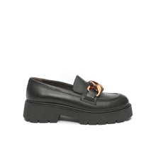 Load image into Gallery viewer, Chain loafer black

