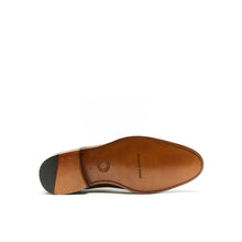 Load image into Gallery viewer, Goodyear straight cap oxford brown
